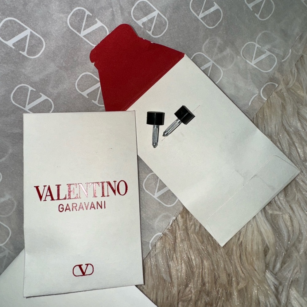 Valentino Rock stud black heels - Picture 13 of 14